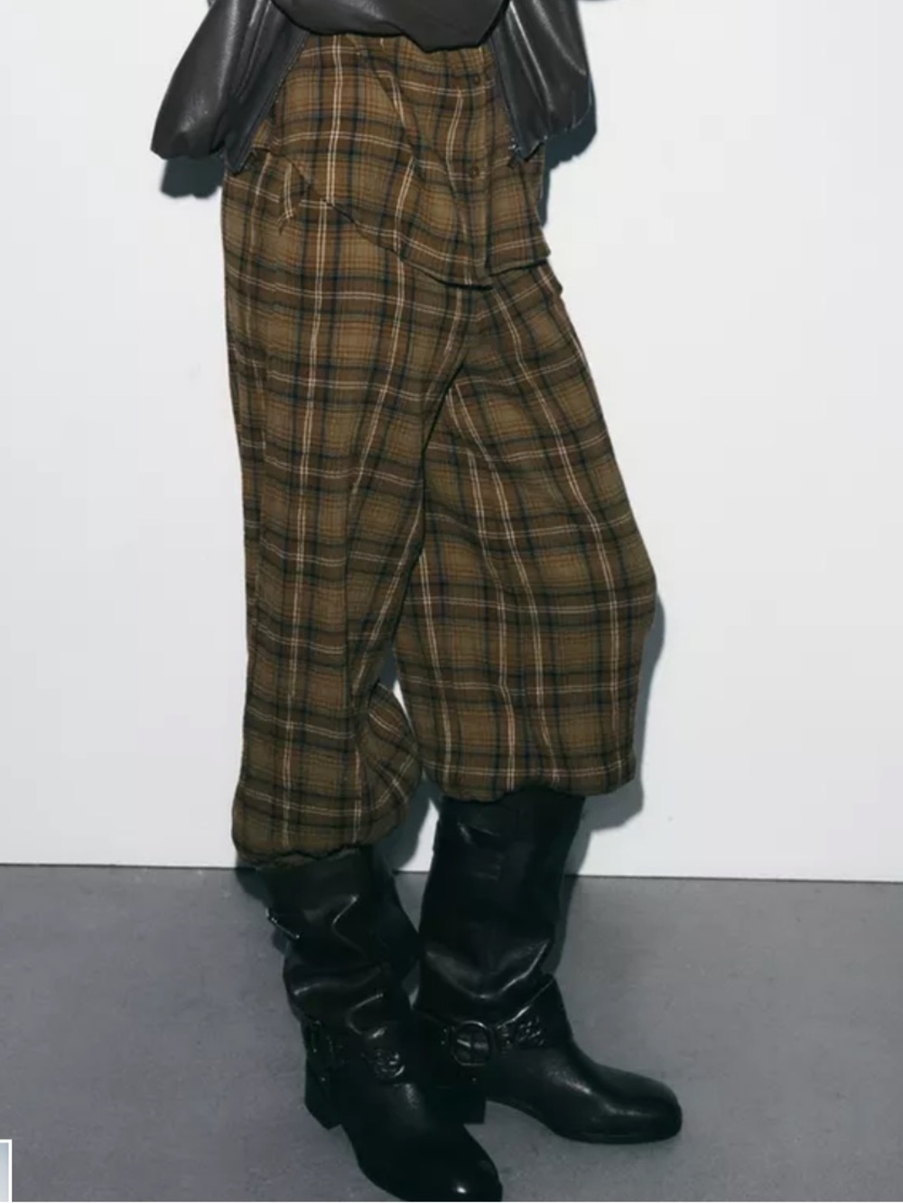 Zara size medium PLAID BALLOON PANTS